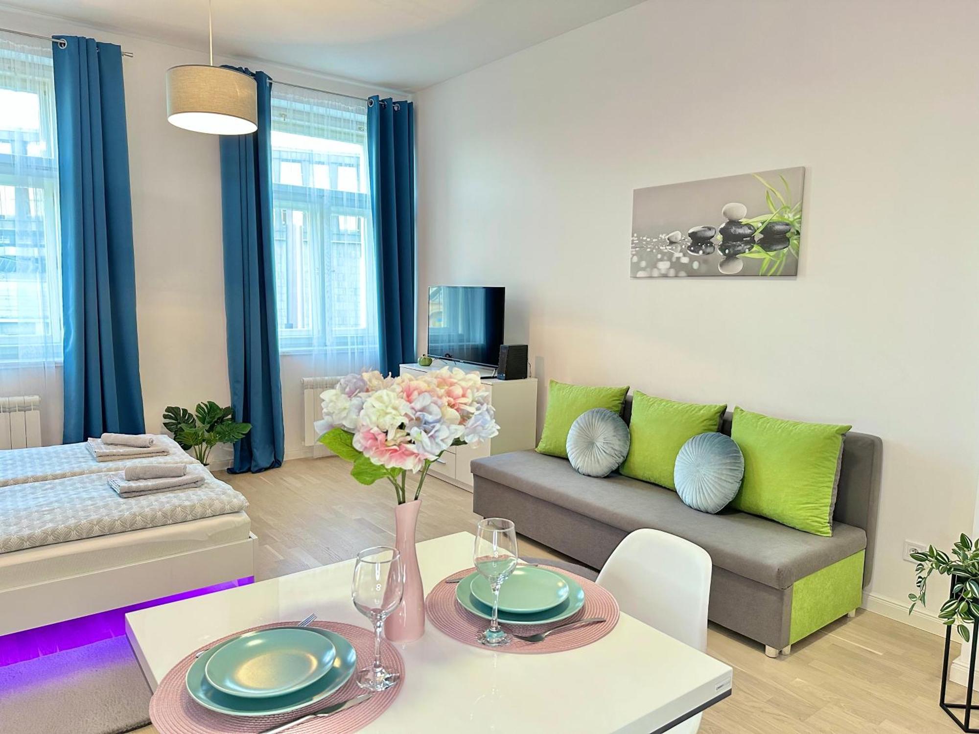 Romantic Apartment In The Center Of Praga Zewnętrze zdjęcie